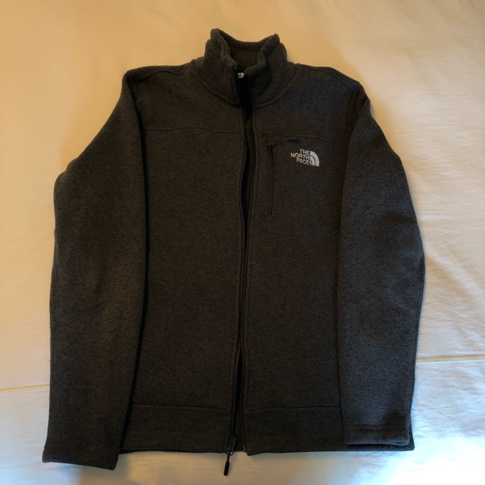 Men’s North Face fleece zip up
